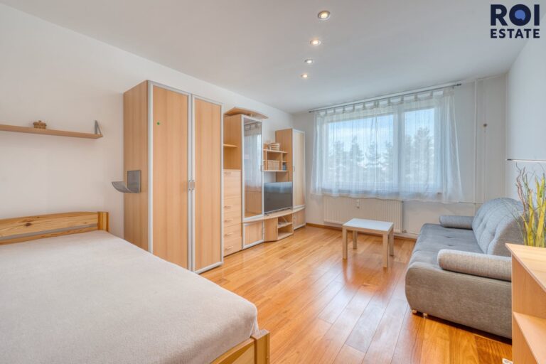 Pronájem byty 3+1, 80 m² – Brno – Bystrc