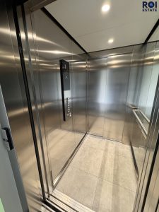 Pronájem bytu 2+kk, 50m2 s terasou a parkovacím stáním – Hasilova, Řeporyje