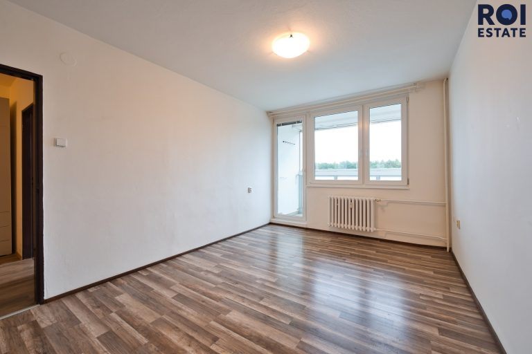 Pronájem bytu 2+kk 42 m² se zasklenou lodžií, Kladno