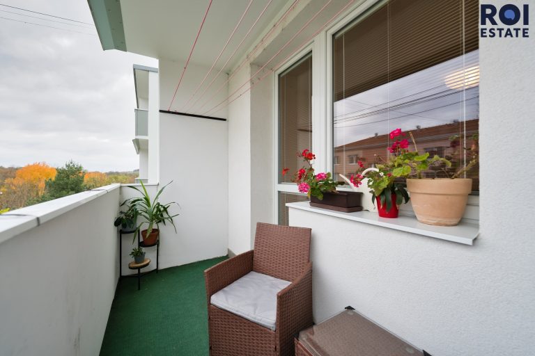 Prodej bytu 3+1 75 m², Mokrá-Horákov
