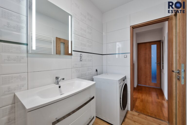 Byt 2+1 (3+kk) 76 m² s dílnou a zahrádkou – Vyškov část Rychtářov