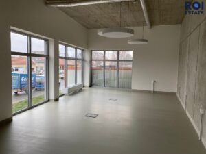 Pronájem obchodních a kancelářských prostor – 145 m² – Brno – Židenice