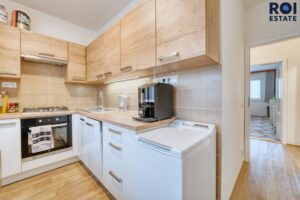 Pronájem bytu 3+1, 73 m² – Brno – Merhautova – Černá Pole