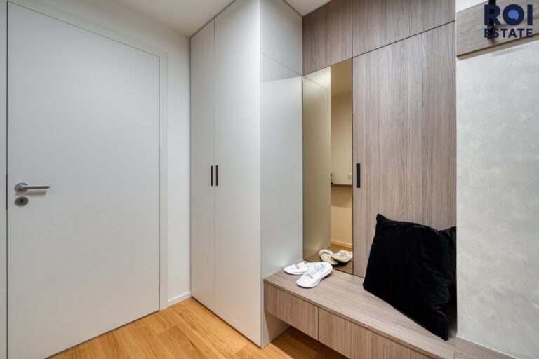 Pronájem bytu 1+kk 29 m² s prostornou šatnou, Brno – Zábrdovice