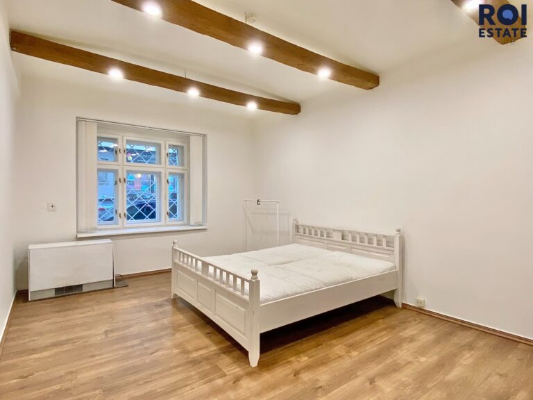 Pronájem bytu 2+kk, 51 m², Janovského – Praha, Holešovice