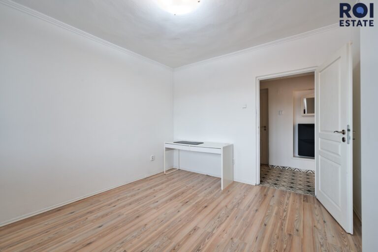 Pronájem bytu 3+1 65 m² s lodžií – Český Brod