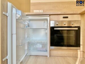 Pronájem, Byt 1+kk, 28 m² se sdílenou střešní terasou – Poděbradská, Praha- Vysočany