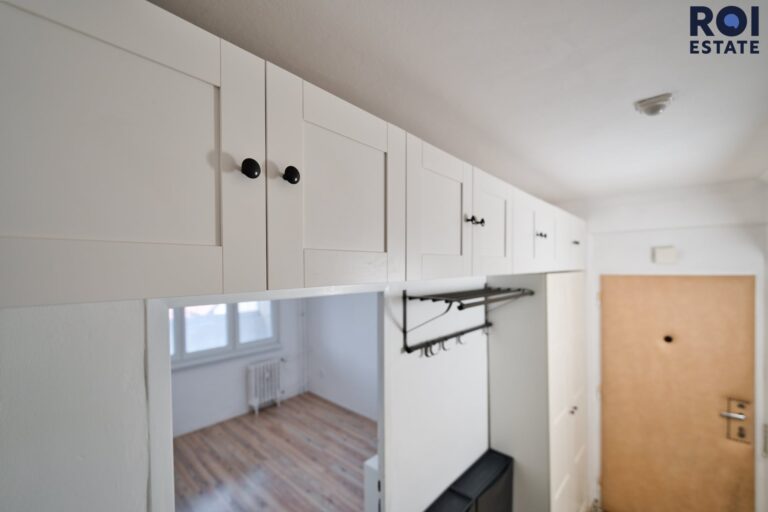 Pronájem bytu 3+1 65 m² s lodžií – Český Brod