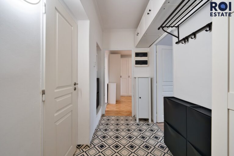 Pronájem bytu 3+1 65 m² s lodžií – Český Brod