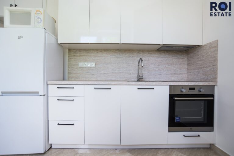 Pronájem bytu 2+1 50 m², balkon a sklep, Praha – Letňany