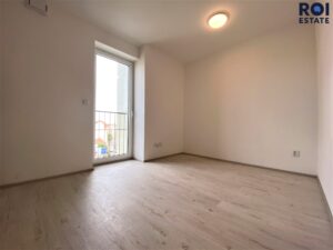 Pronájem bytu 1+kk, 20m², moderní byt v centru s přístupem na terasu, ul. Křenová, Brno – Trnitá