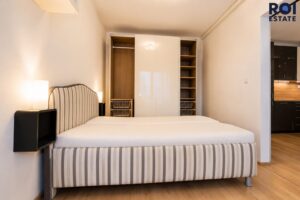 Pronájem bytu 2+kk 50 m² s balkónem, Praha – Dolní Měcholupy