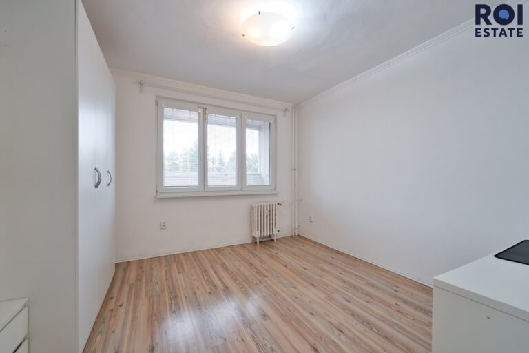 Pronájem bytu 3+1 65 m² s lodžií – Český Brod