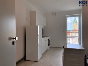 Pronájem bytu 1+kk, 20m², moderní byt v centru s přístupem na terasu, ul. Křenová, Brno – Trnitá