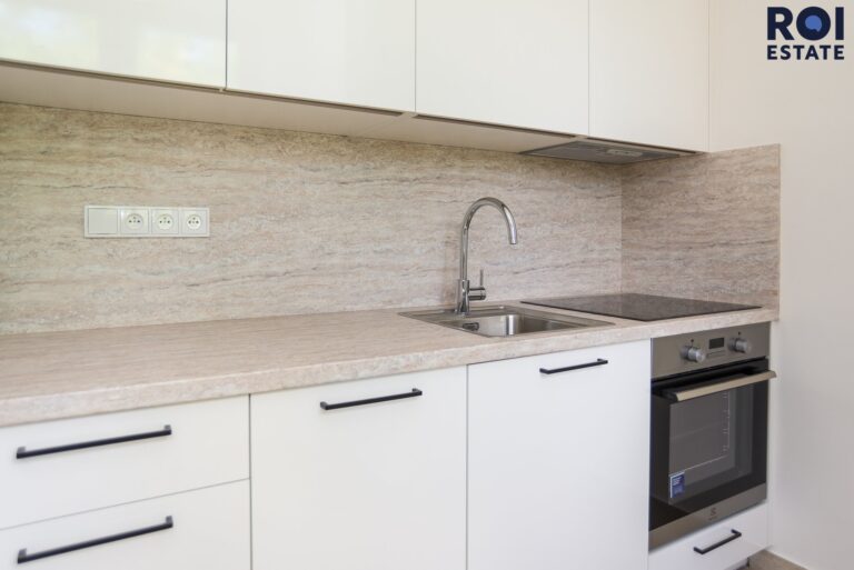 Pronájem bytu 2+1 50 m², balkon a sklep, Praha – Letňany