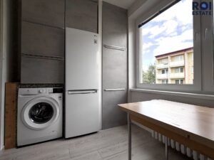 Pronájem bytu 2+1 59 m², Absolonova,Blansko