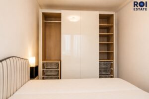 Pronájem bytu 2+kk 50 m² s balkónem, Praha – Dolní Měcholupy