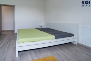 Pronájem bytu 4+kk 108 m², terasa a parkovací stání – Květnice