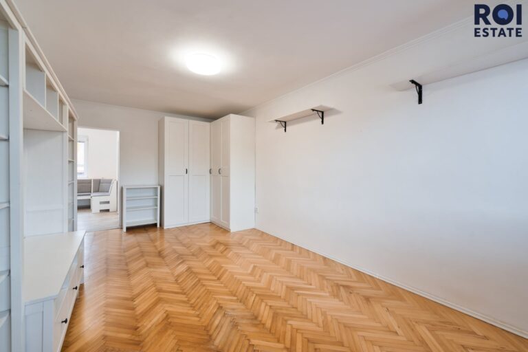 Pronájem bytu 3+1 65 m² s lodžií – Český Brod