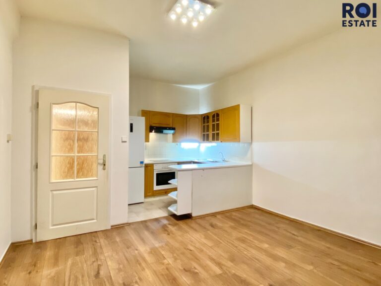 Pronájem bytu 2+kk, 51 m², Janovského – Praha, Holešovice