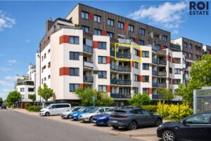 Pronájem bytu 2+kk 50 m² s balkónem, Praha – Dolní Měcholupy