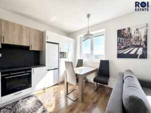 Pronájem bytu 1+kk 33 m², Brno – Žebětín, parkovací místo