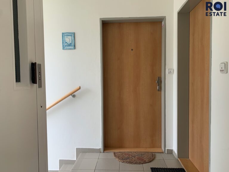 Pronájem, Byty 2+kk, 58m² – Beroun-Město