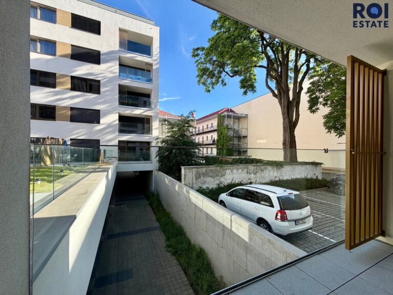 Pronájem nového bytu 1+kk 38 m², s velkým balkonem a možností parkování ,Brno – Zábrdovice