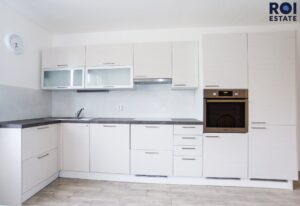 Pronájem bytu 4+kk 108 m², terasa a parkovací stání – Květnice