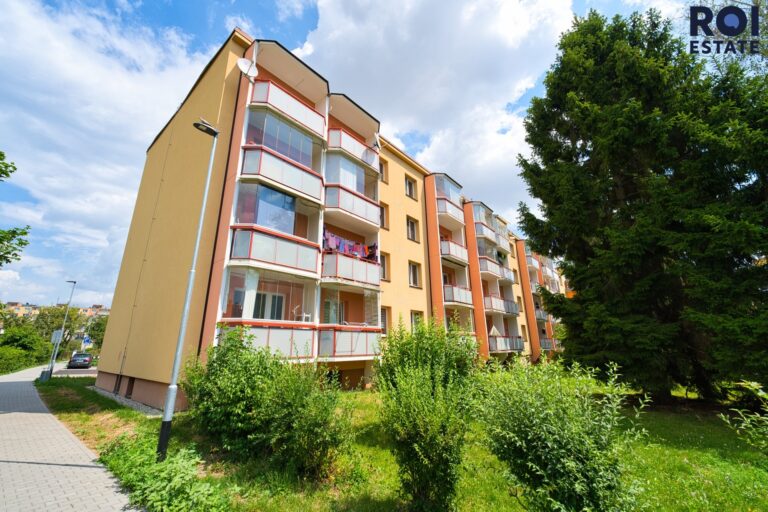 Pronájem prostorného bytu 3+kk 70 m², Vyškov – Dědice