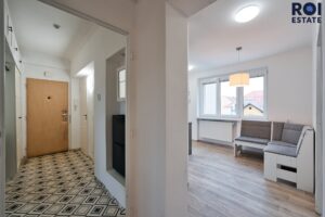 Pronájem bytu 3+1 65 m² s lodžií – Český Brod