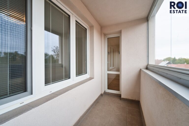 Pronájem bytu 3+1 65 m² s lodžií – Český Brod
