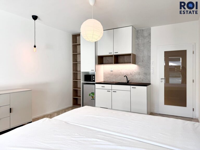 Pronájem nového bytu 1+kk 38 m², s velkým balkonem a možností parkování ,Brno – Zábrdovice