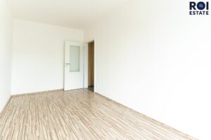 Pronájem bytu 1+kk 44 m², Praha – Modřany