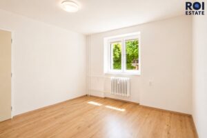 Pronájem bytu 2+1 64 m² se sklepem,  Praha – Kbely