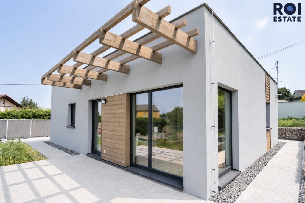 Pronájem rodinného domu 82 m² se zahradou 992 m² a terasou, Statenice