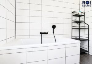 Pronájem rodinného domu 82 m² se zahradou 992 m² a terasou, Statenice