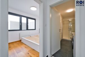 Pronájem bytu 3+kk s garážovým stáním a terasou,  65 m² – Horoměřice