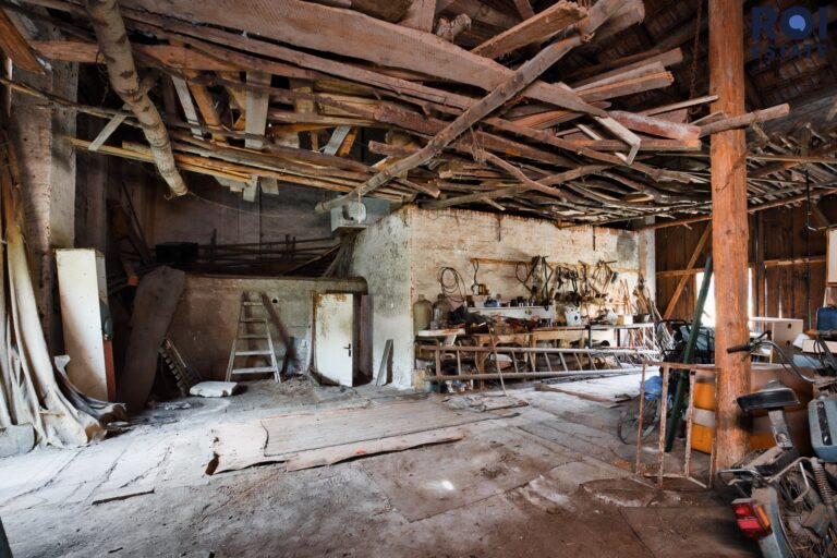 Prodej rodinného domu 155m² s pozemkem až 2 254m², Žabčice