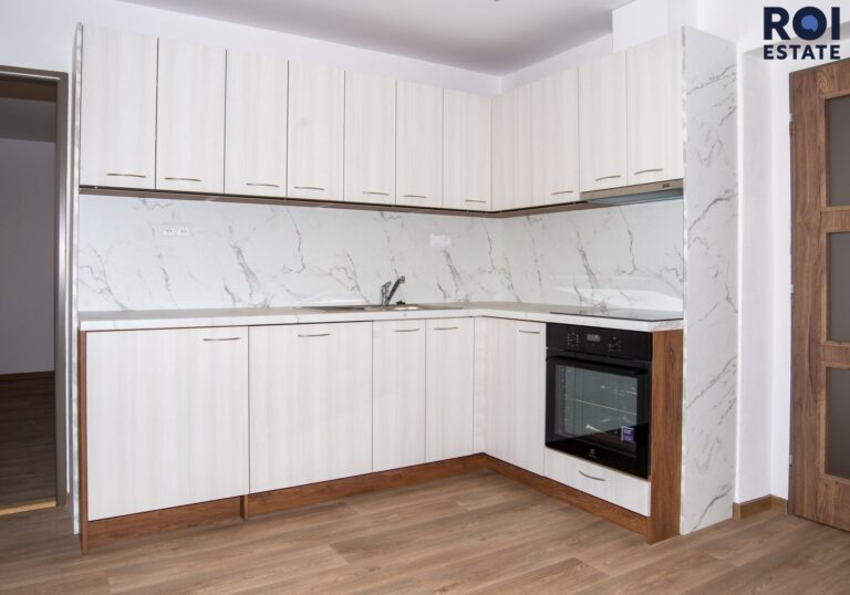 Pronájem rodinného domu 100 m², Sudovo Hlavno