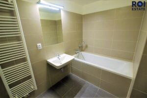Pronájem moderního bytu 1+kk 42m², balkón i sklep, Kigginsova Brno-Slatina