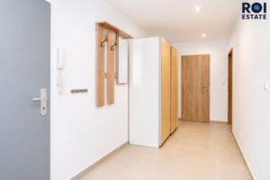 Pronájem bytu 2+kk 63 m², Jesenice