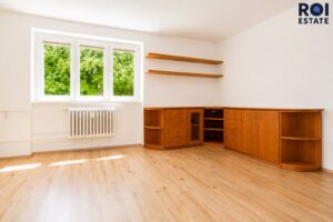 Pronájem bytu 2+1 64 m² se sklepem,  Praha – Kbely