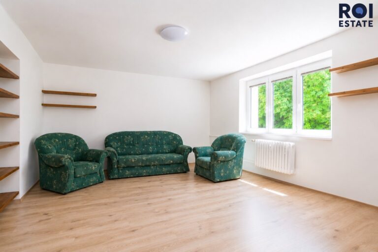 Pronájem bytu 2+1 64 m² se sklepem,  Praha – Kbely