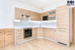 Pronájem bytu 2+kk 63 m², Jesenice