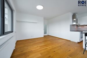 Pronájem bytu 3+kk s garážovým stáním a terasou,  65 m² – Horoměřice