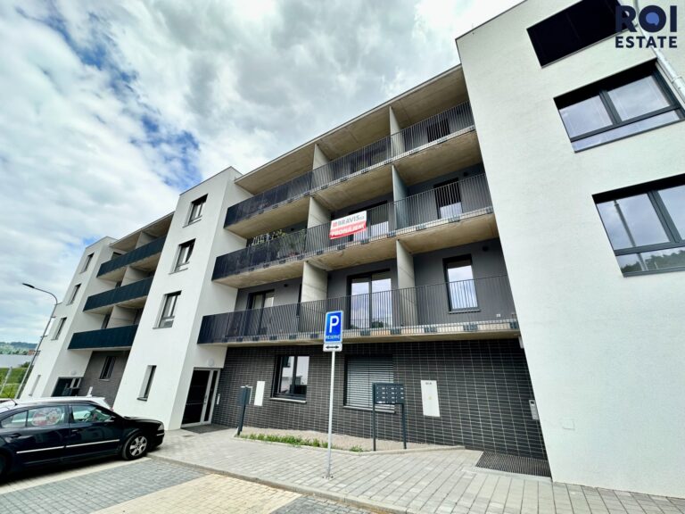 Pronájem moderního bytu 1+kk,  33 m² – Kuřim vč. parkovacího stání