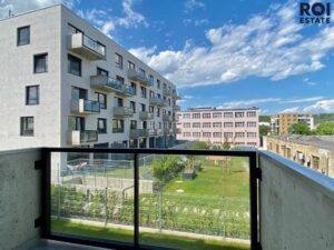 Pronájem, Byty 2+kk, s garážovým stáním a balkónem,  52m² – Praha – Hloubětín