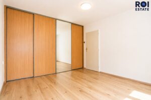 Pronájem bytu 2+1 64 m² se sklepem,  Praha – Kbely