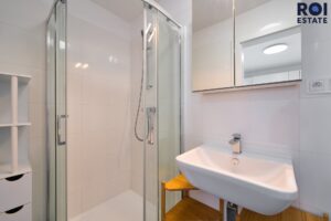 Pronájem bytu 3+kk s garážovým stáním a terasou,  65 m² – Horoměřice
